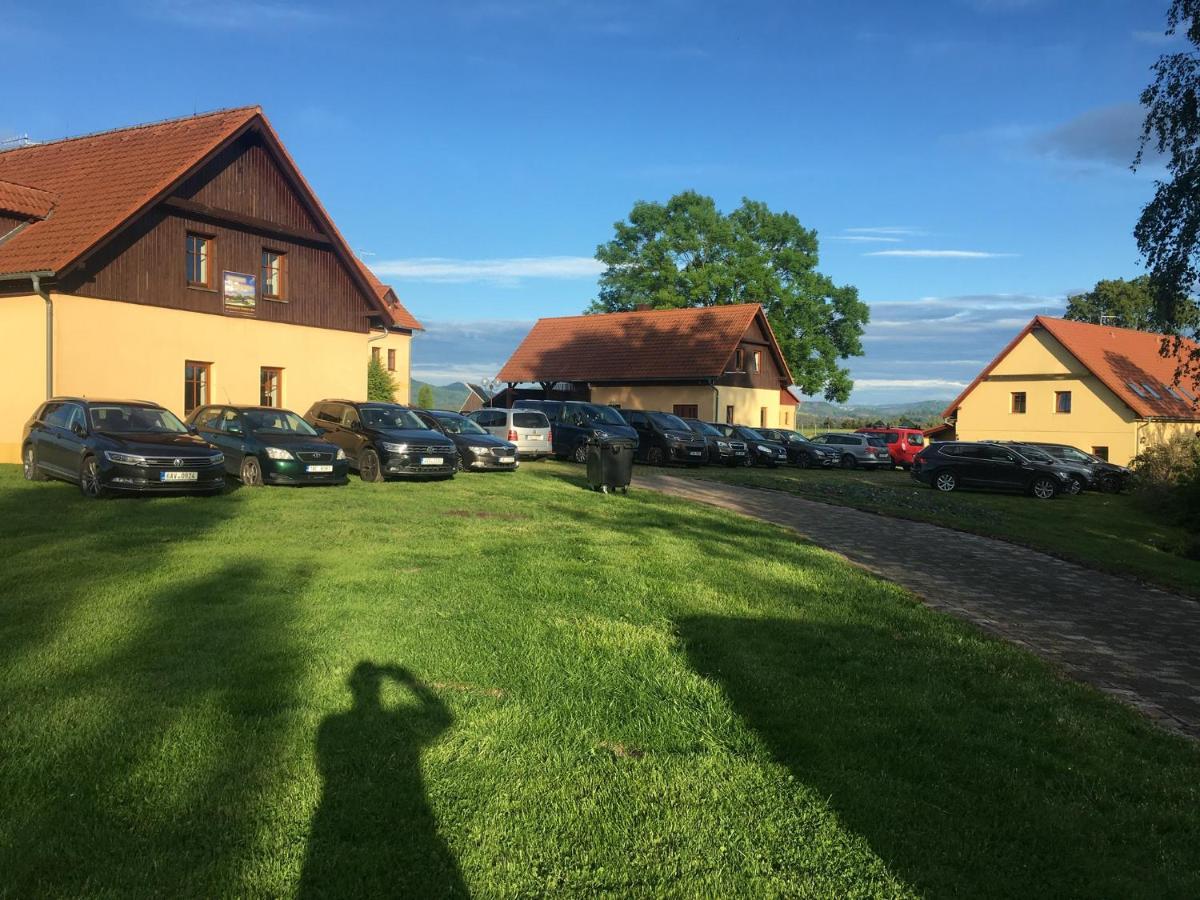 Pension Hofberg Jetrichovice  ภายนอก รูปภาพ